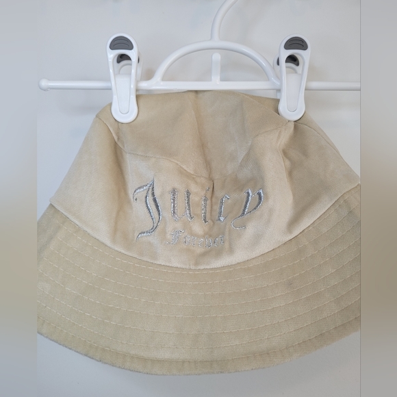 Juicy Forever Bucket Hat Soft Beige - Picture 3 of 3